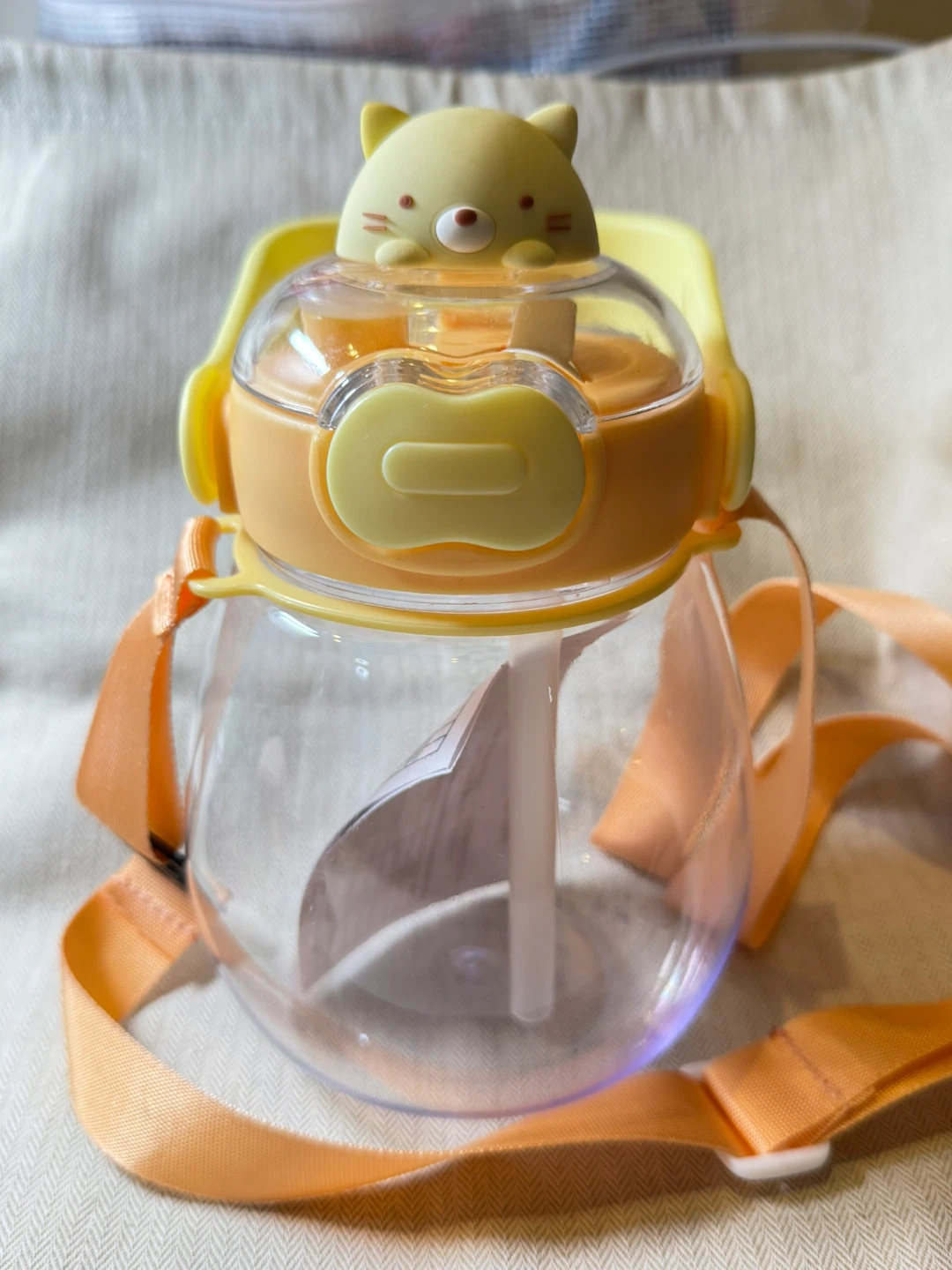 新品　すみっコぐらし　水筒　ウォーターボトル ストロー付きの写真2枚目
