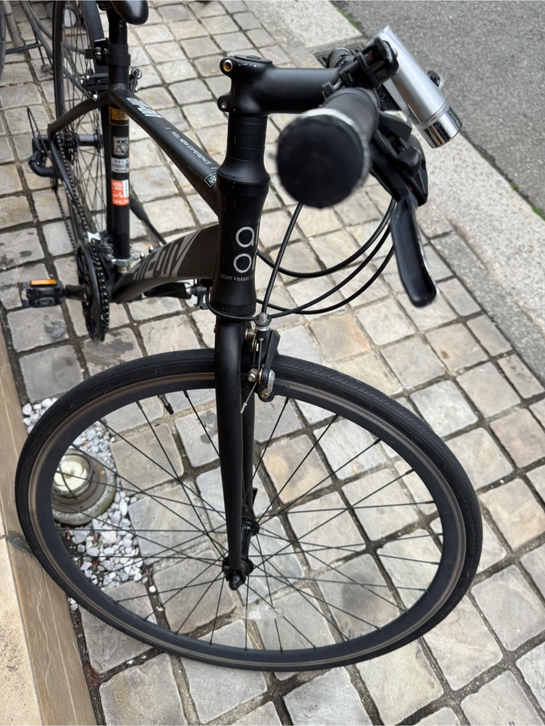 クロスバイク アルミフレーム 外装21段変速 通勤 通学用自転車の写真6枚目