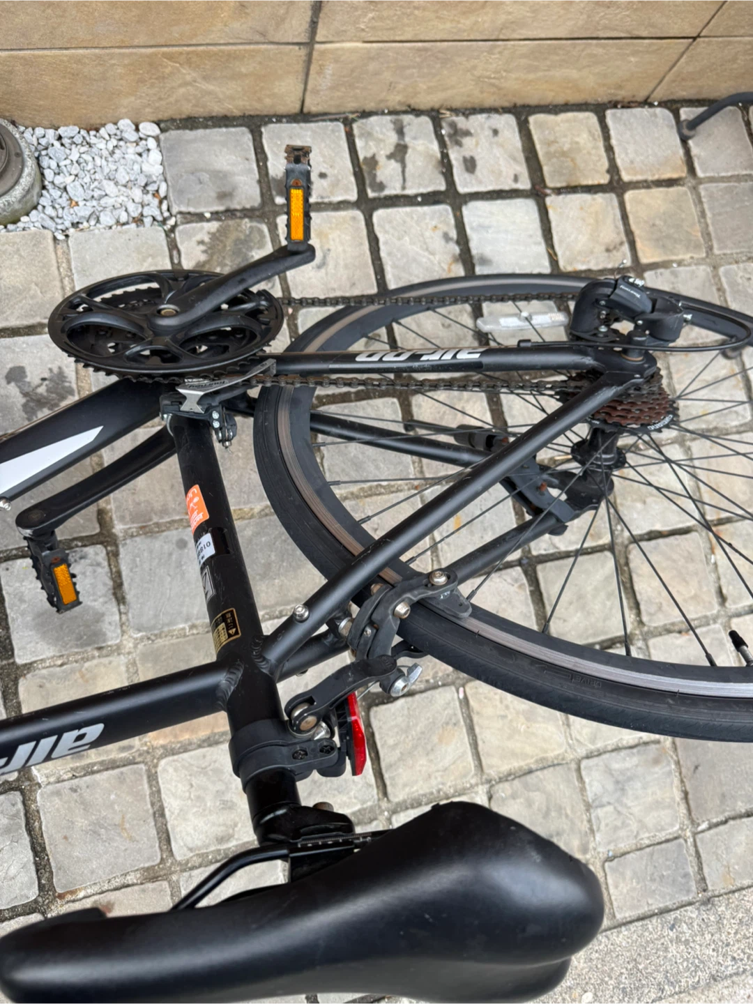 クロスバイク アルミフレーム 外装21段変速 通勤 通学用自転車の写真8枚目