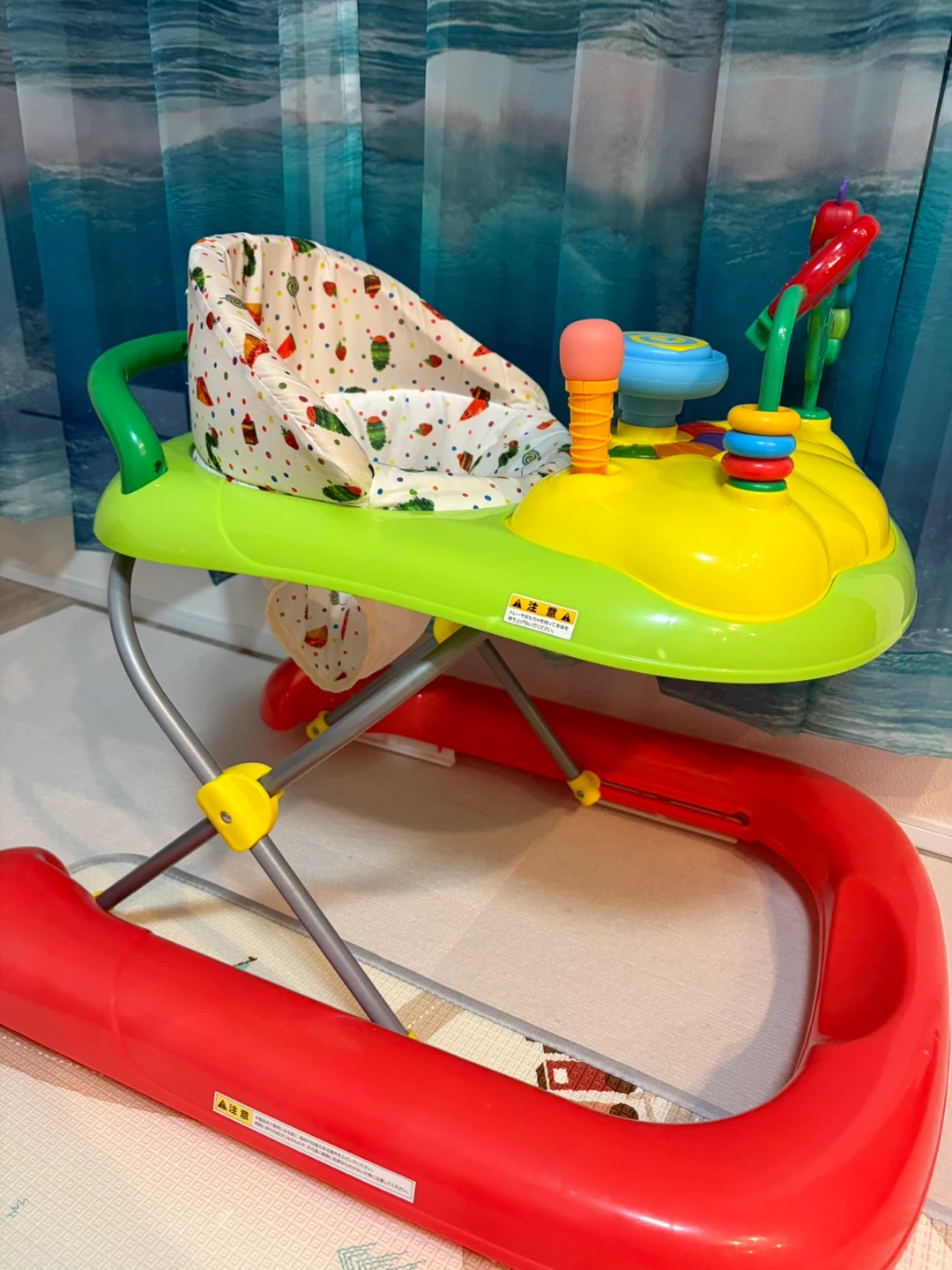 はらぺこ青虫ベビーウォーカー 2in1ウォーカー　歩行器の写真8枚目