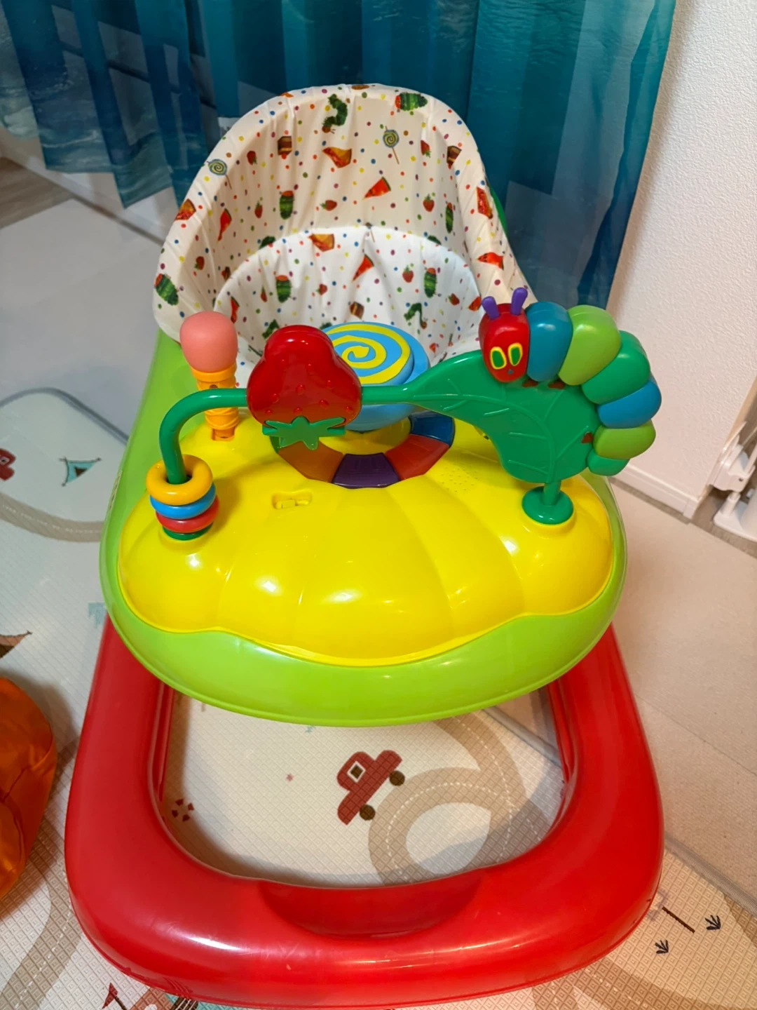 はらぺこ青虫ベビーウォーカー 2in1ウォーカー 歩行器の写真6枚目