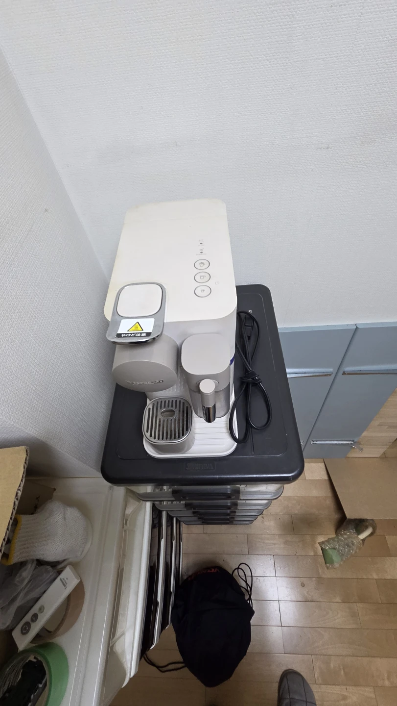 ネスプレッソ コーヒーメーカーの写真2枚目