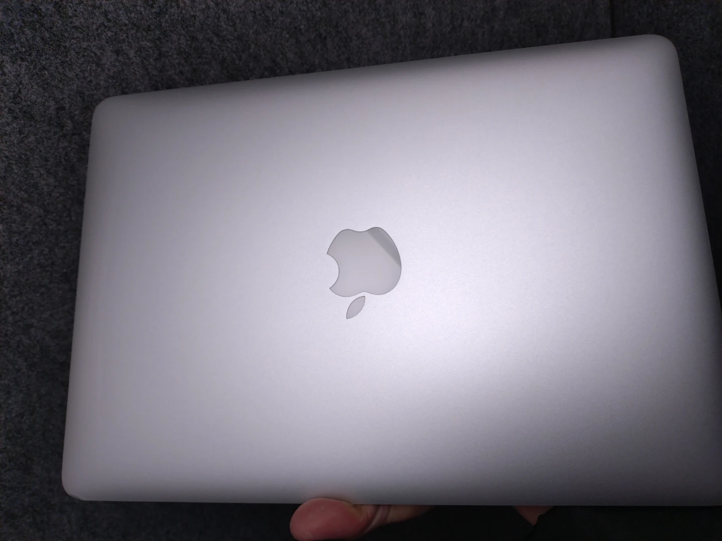 アップル MacBook Air ノートパソコン