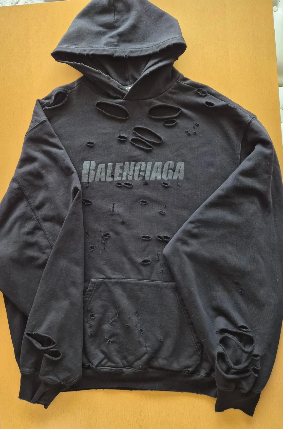BALENCIAGA DESTROYED HOODIE ダメージ加工 コットンパーカー ブラックの写真2枚目