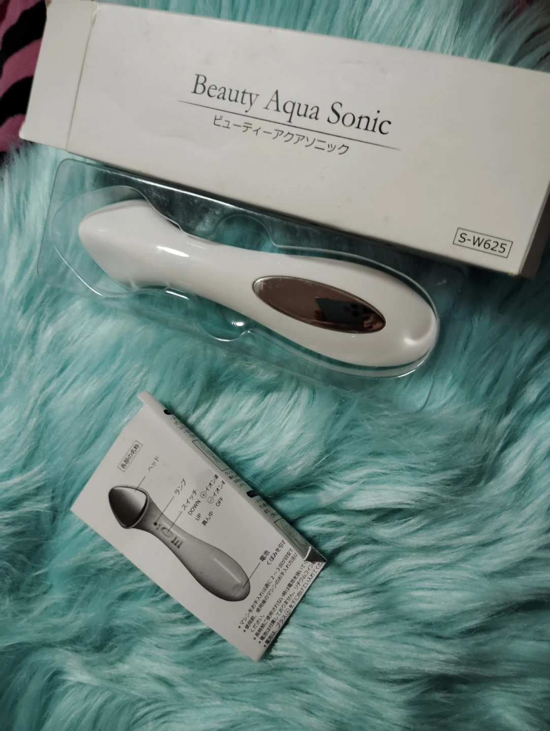 ビューティーアクアソニック 美顔器 S-W625