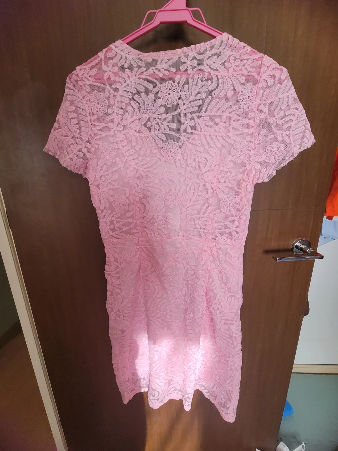 レースワンピース ピンクの写真4枚目