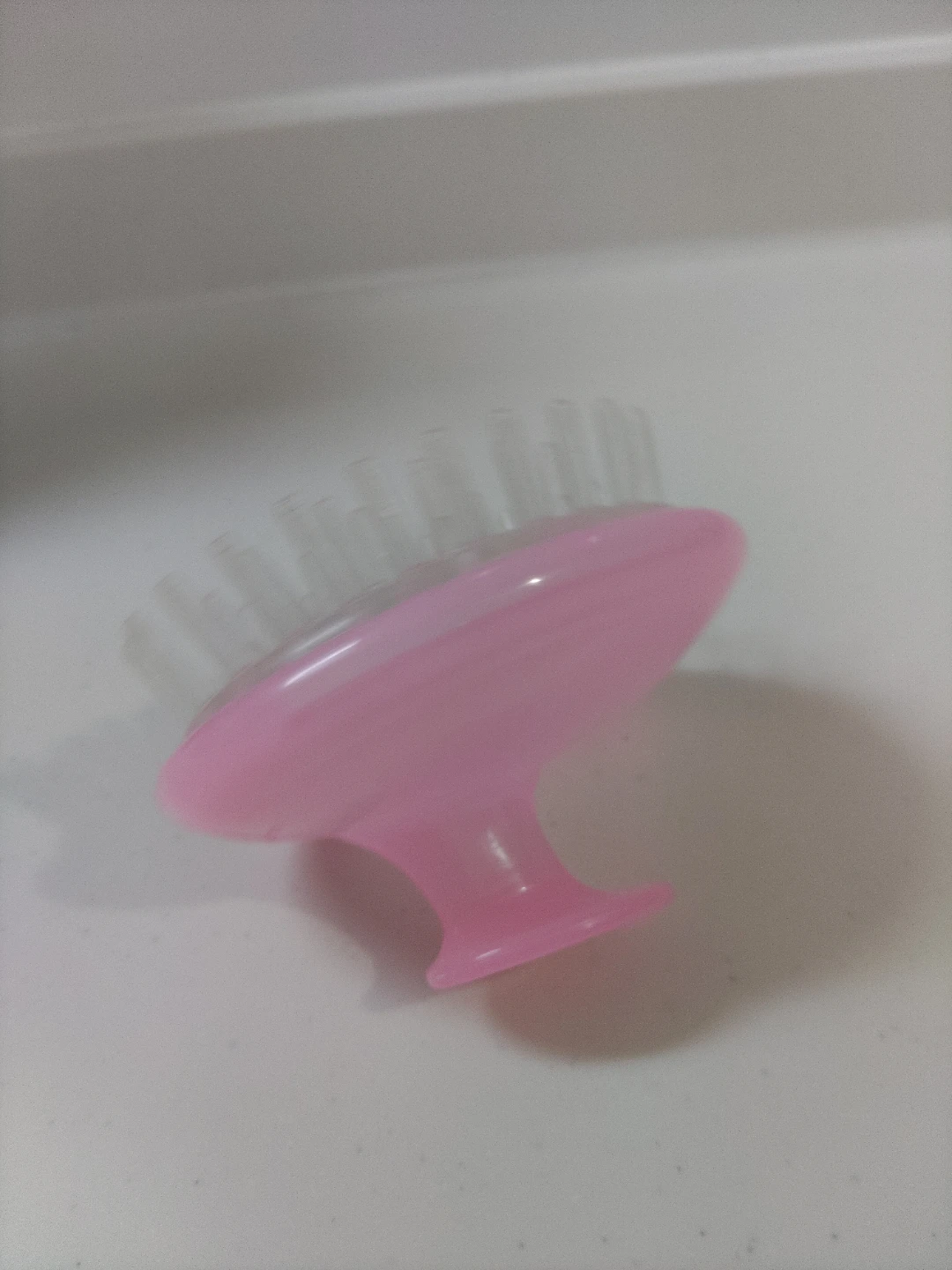 頭皮マッサージブラシの写真2枚目