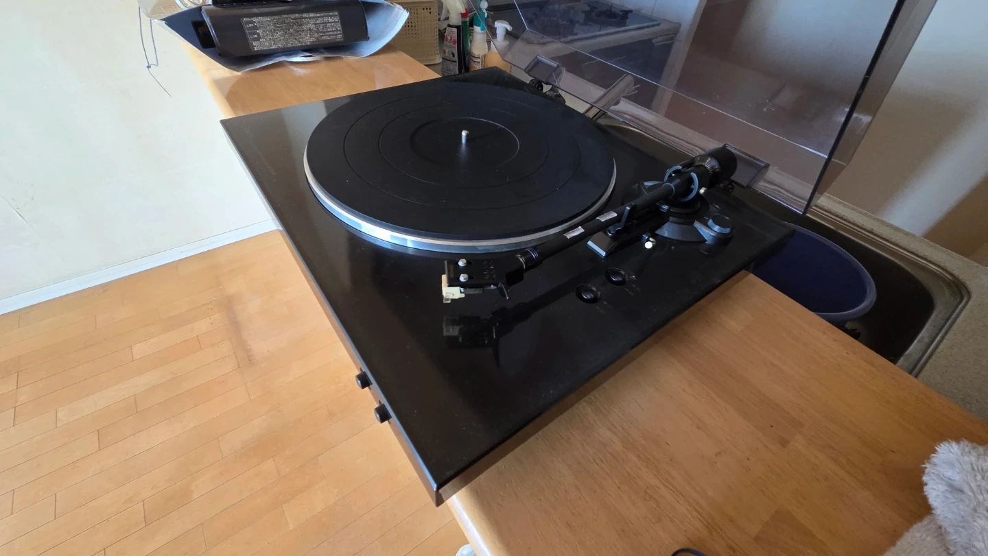 DENON デンオン DP-300F ターンテーブル、レコードプレーヤー、カバー新品、改造多数あり。の写真4枚目