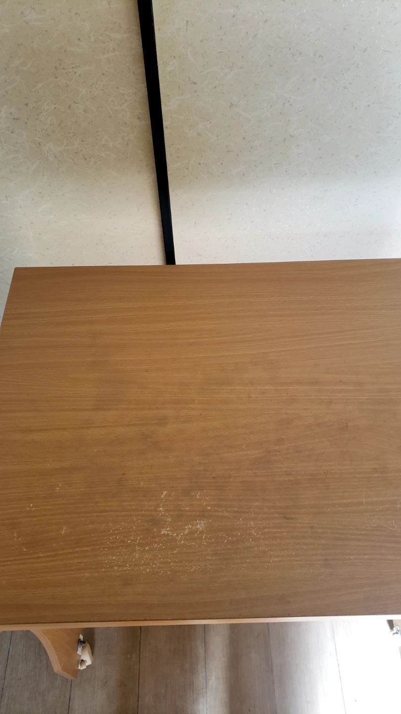 木製デスクの写真2枚目