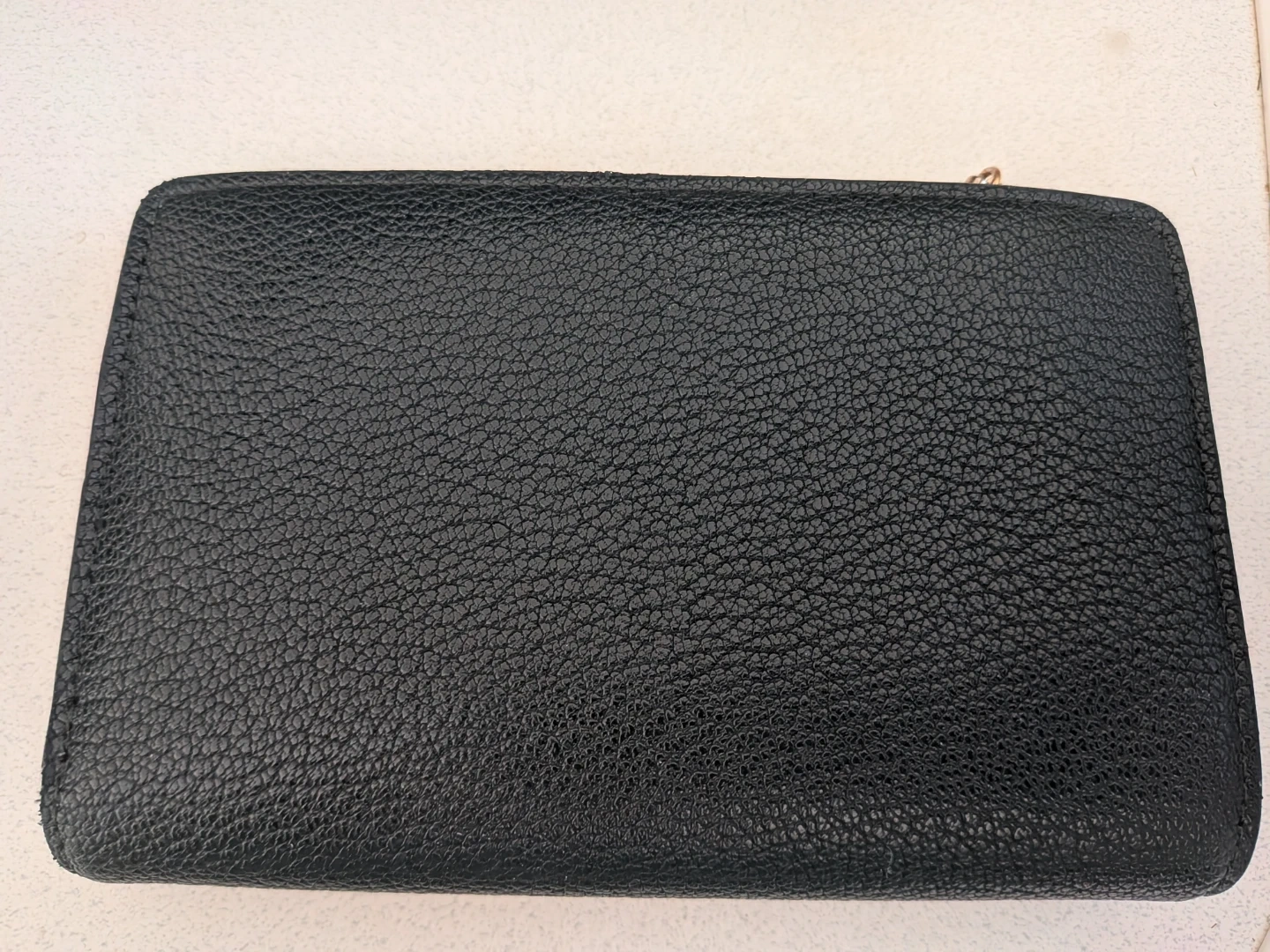 【CHARLES&KEITH】財布の写真2枚目