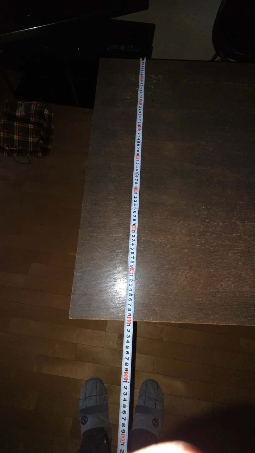 木製ダイニングテーブル しっかりした作りです。の写真8枚目