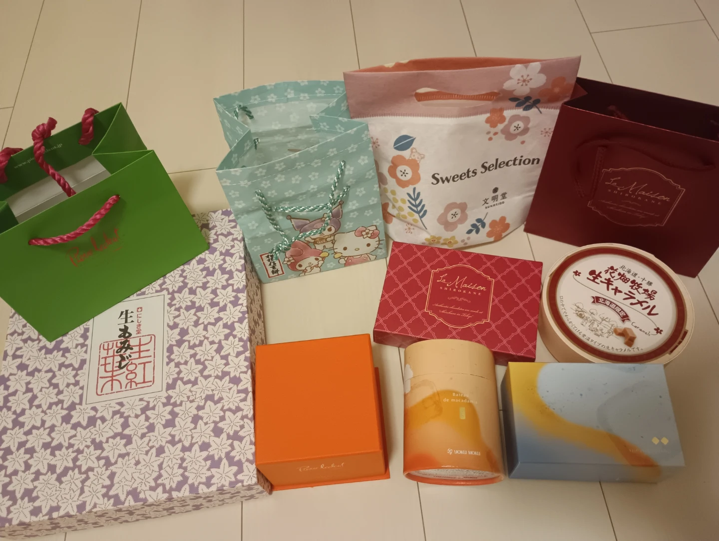 GW処分 お菓子 空き箱 小物収納などに