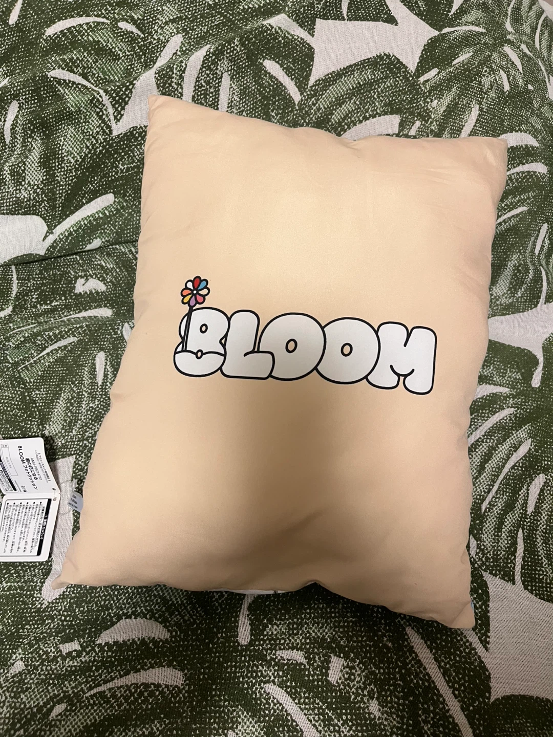 クッション BLOOM 男性アイドルの写真3枚目