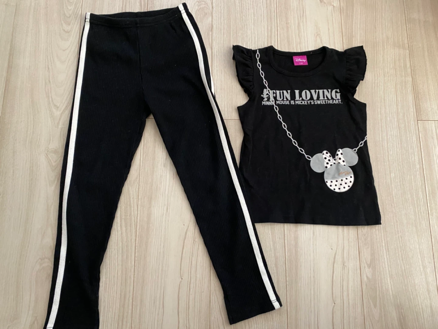 キッズ洋服 まとめ売り 4点セットの写真2枚目