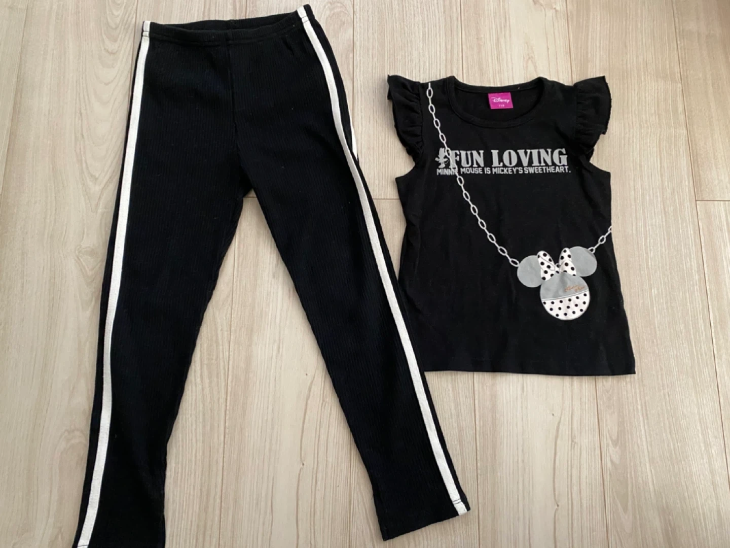 キッズ洋服 まとめ売り 4点セットの写真2枚目