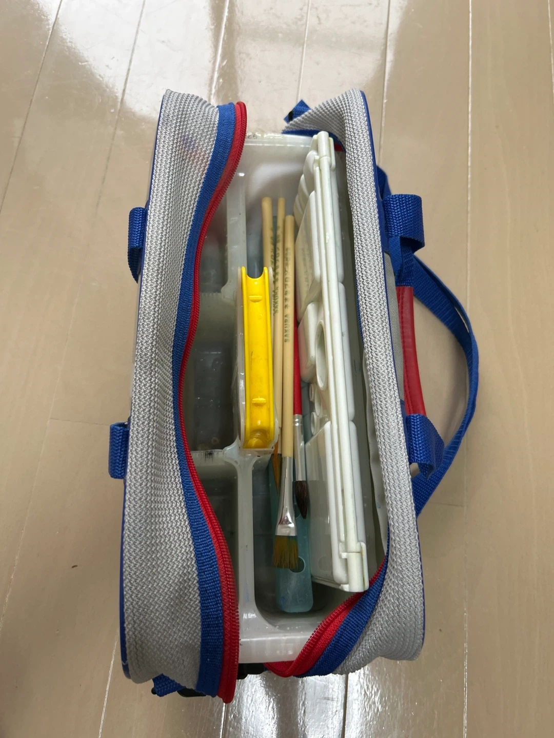 小学校男児 絵の具セット(絵の具なし)の写真2枚目