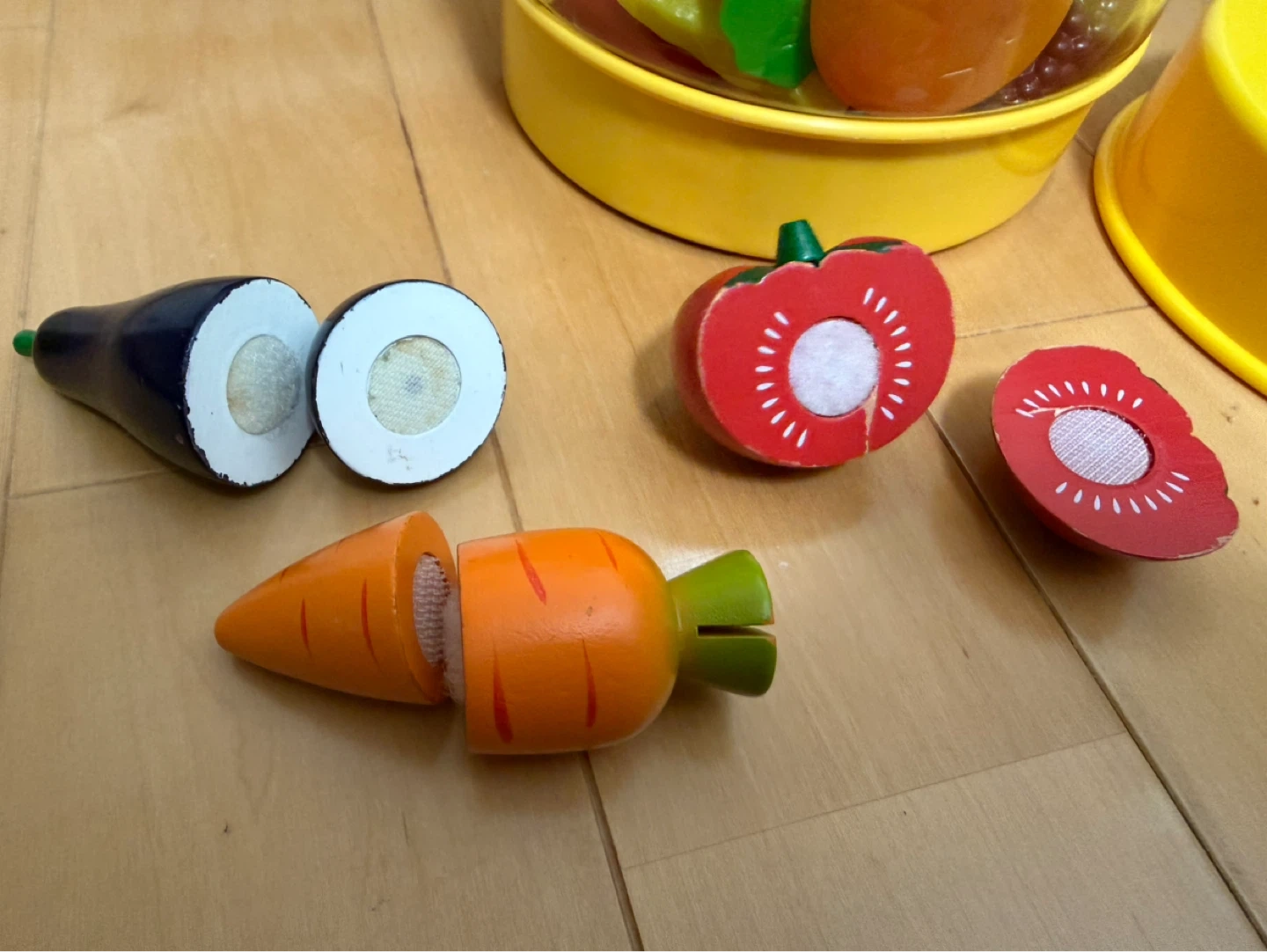 【4月10日まで出展】キッチンおままごとセット 食べ物おもちゃ付きの写真7枚目