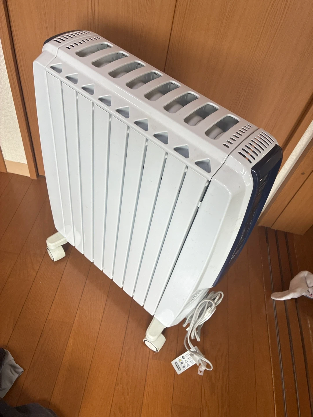 デロンギ オイルヒーターの写真2枚目