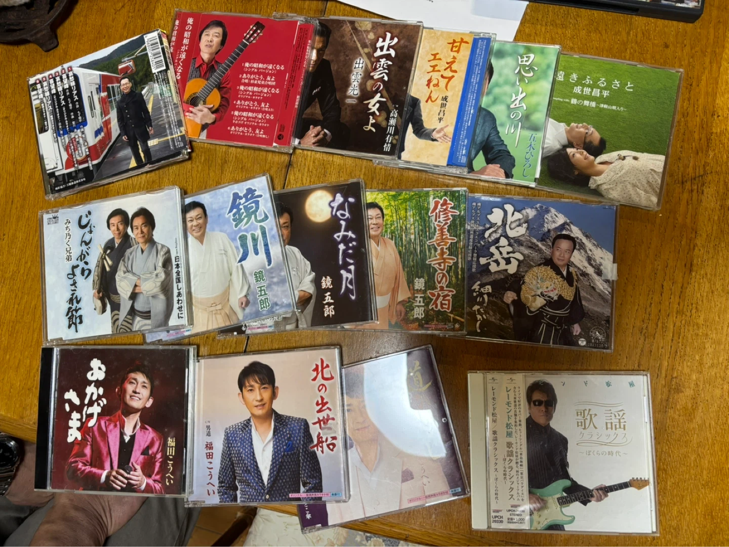 演歌カセットテープ&CD まとめ売りの写真2枚目