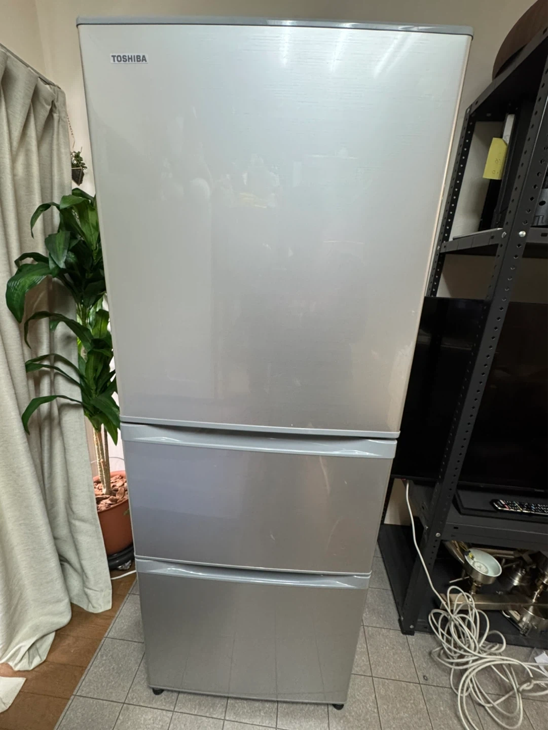 自動製氷機能付330ℓ冷凍冷蔵庫🛻配送無料🧽洗浄済み