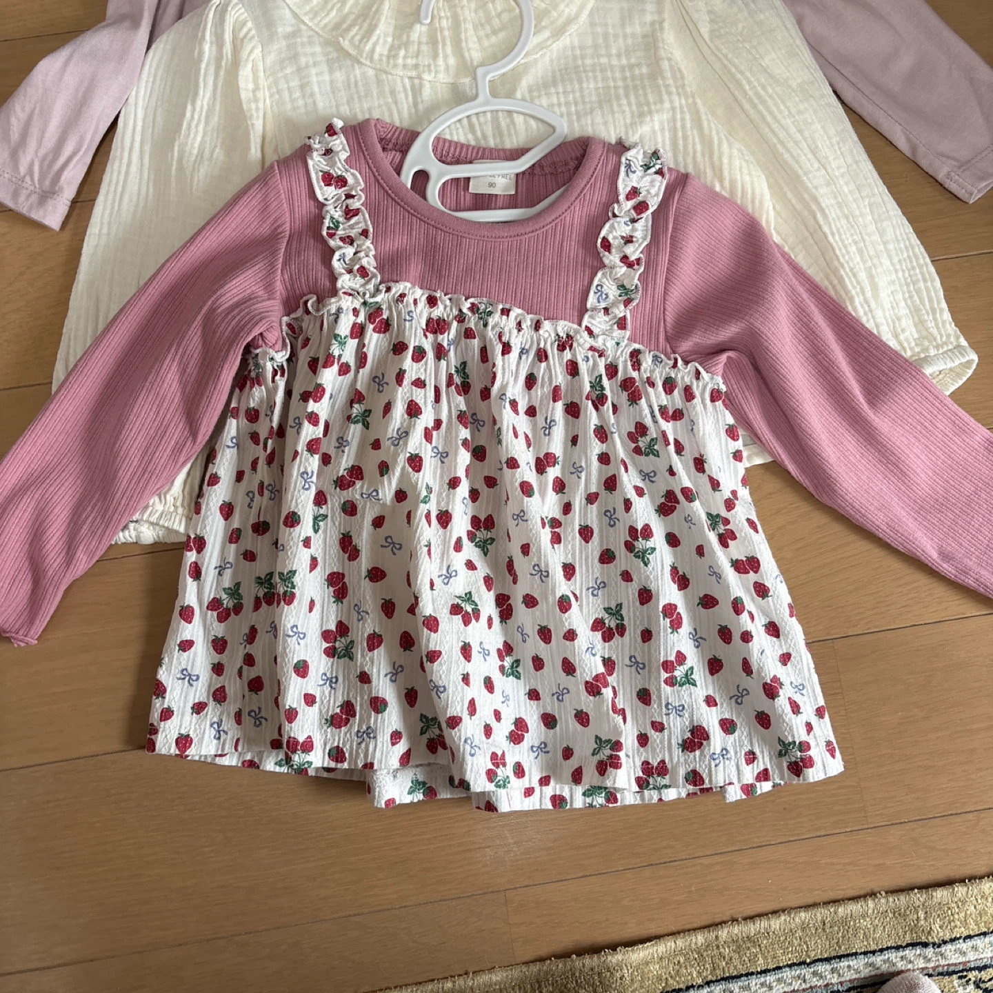 キッズ 長袖トップス 3点セットの写真4枚目