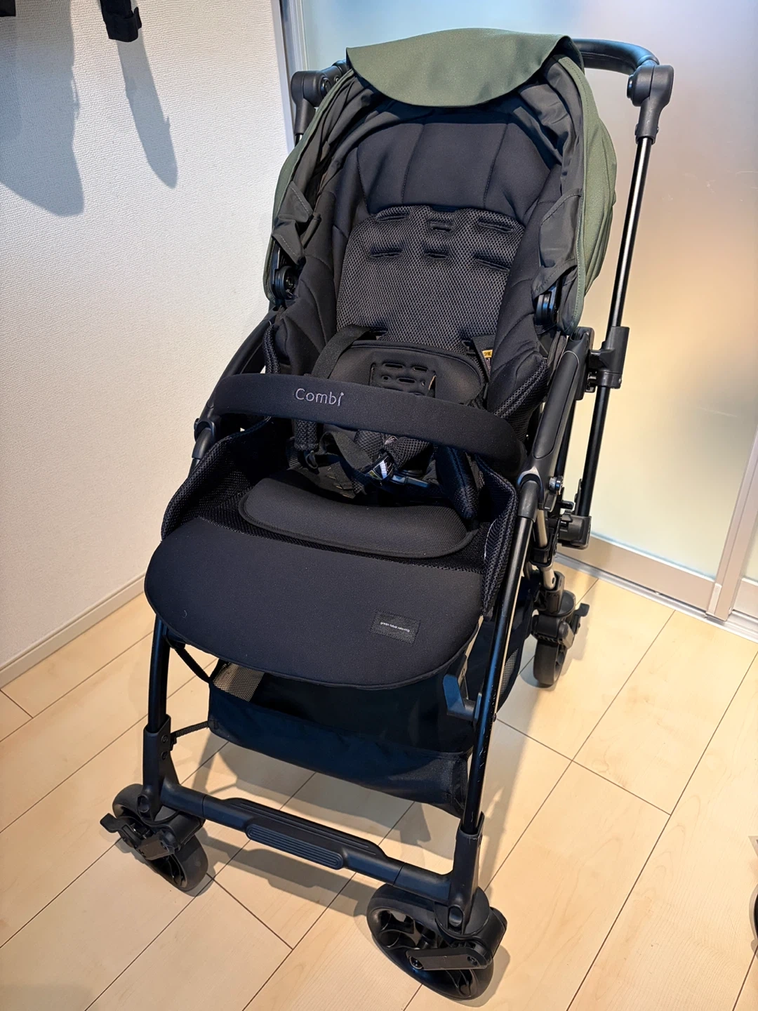 Combi コンビ スゴカルS エッグショック ロッタ アボカドグリーンの写真2枚目