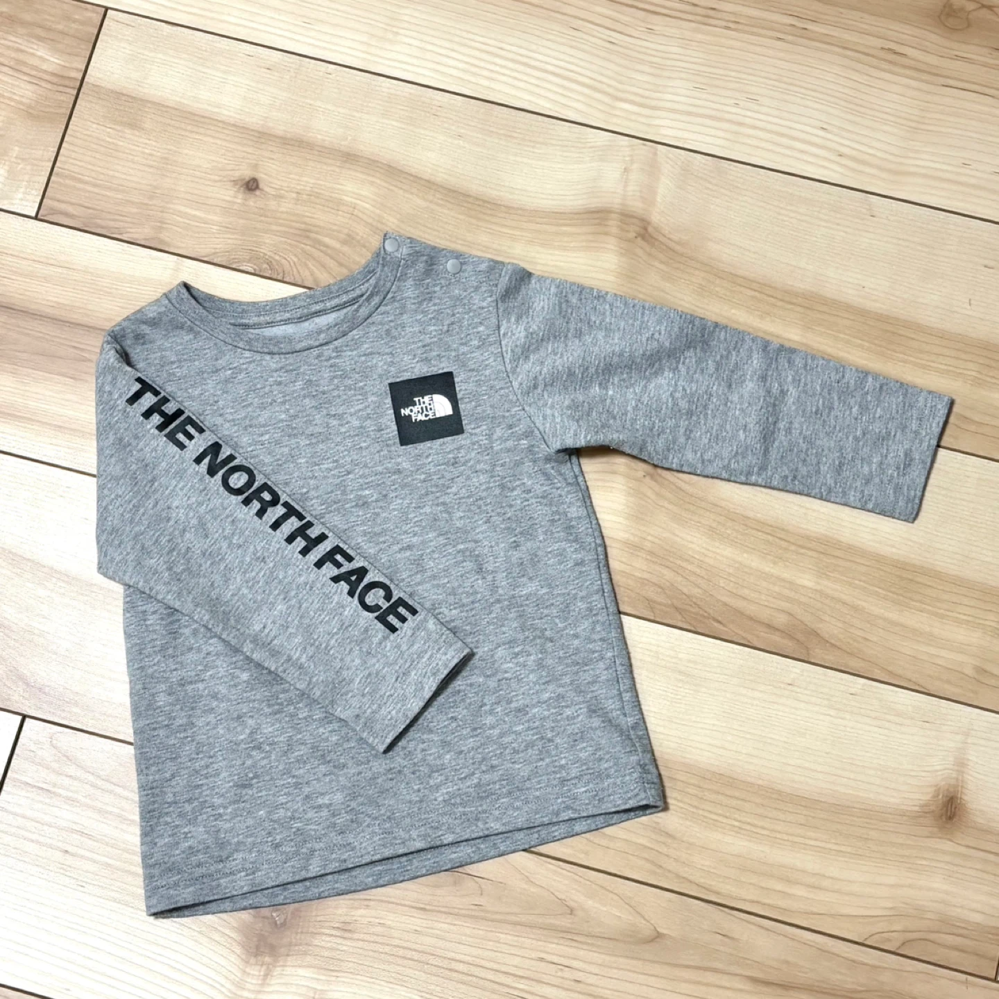 【美品】ザ・ノース・フェイス 長袖Tシャツ 90