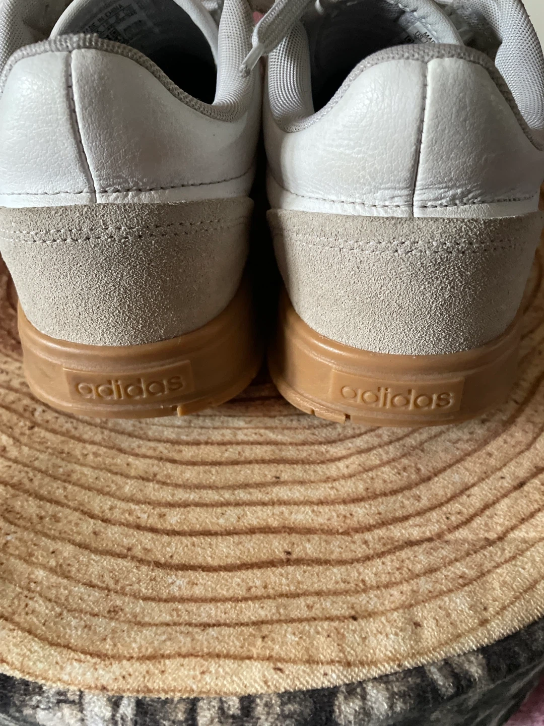 adidasスニーカーの写真6枚目