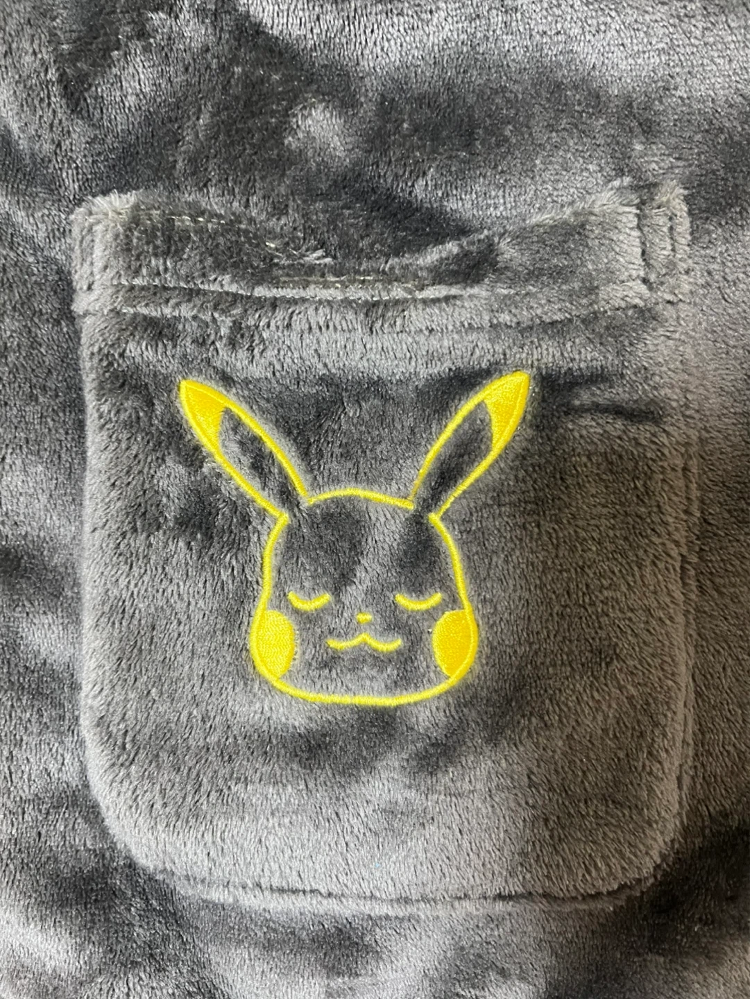 ポケモン ベスト Mサイズの写真3枚目