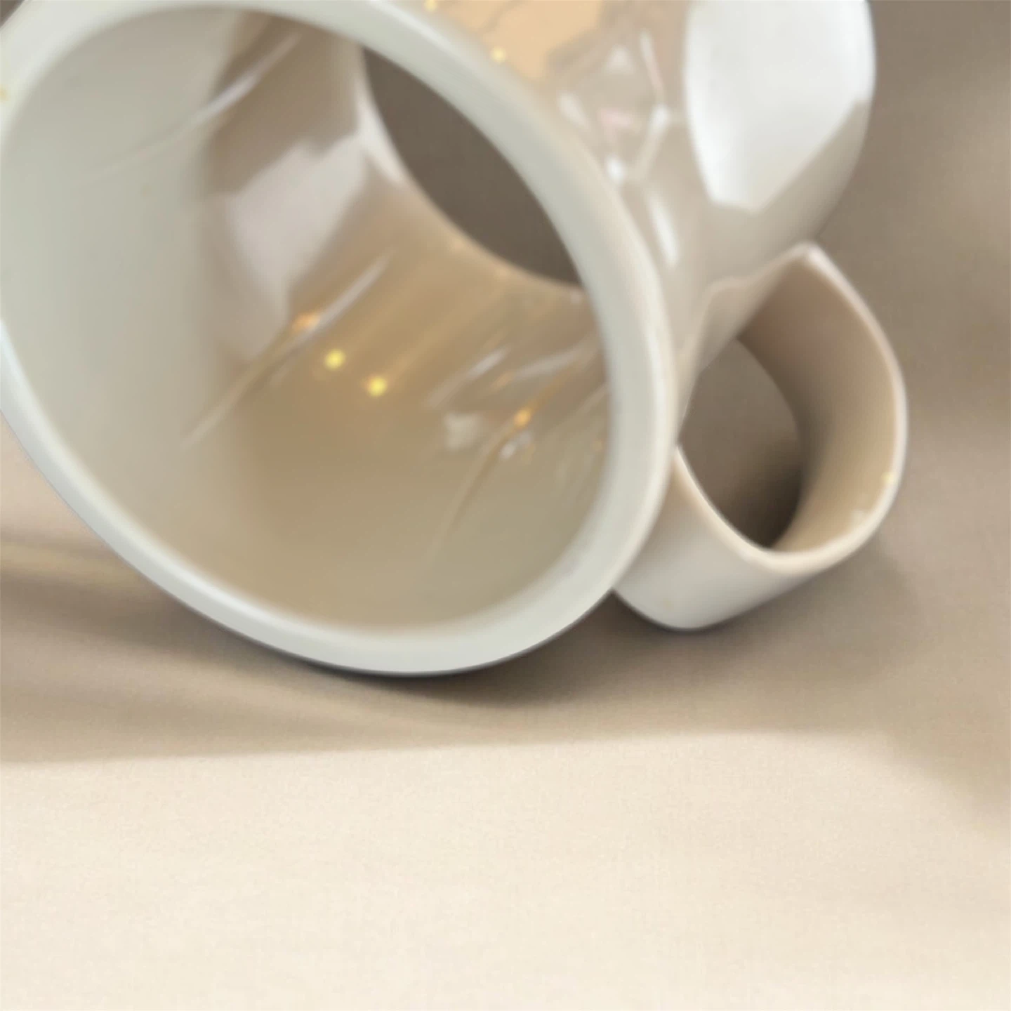 【美品】紙コップホルダー　3点セット ベージュの写真2枚目