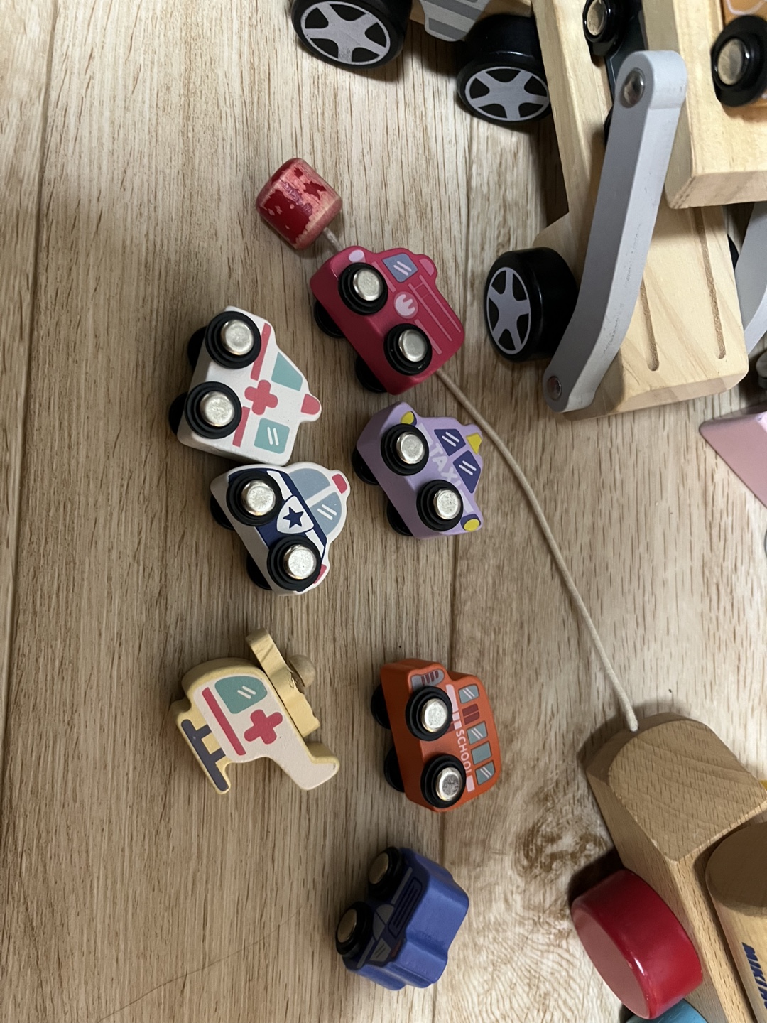木のおもちゃセットの写真3枚目