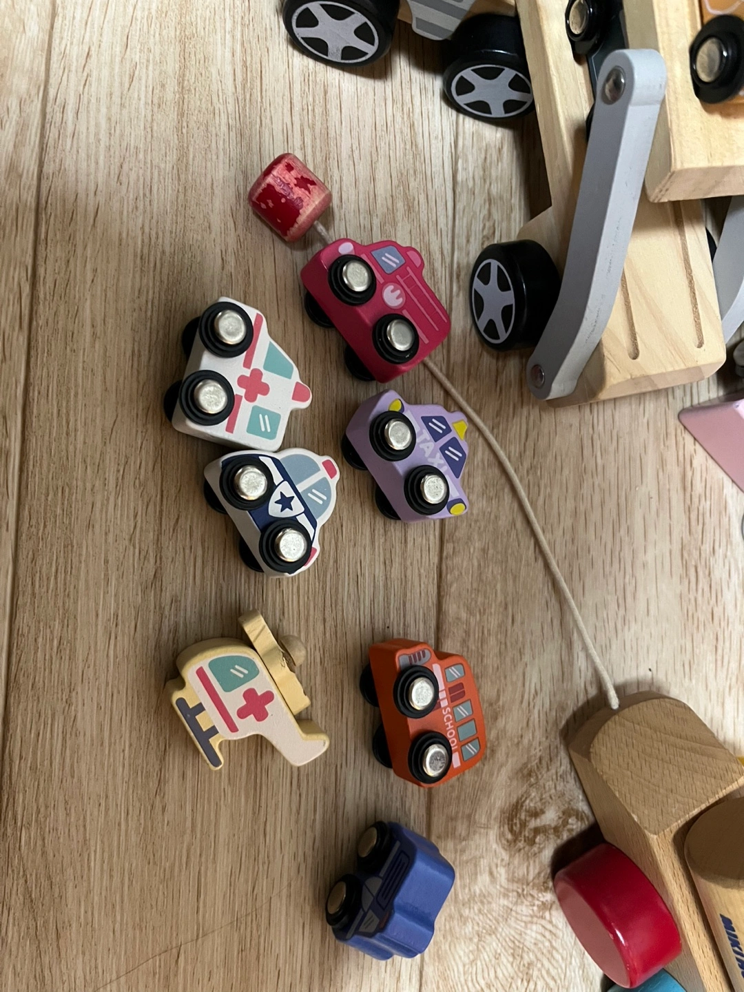 木のおもちゃセットの写真3枚目