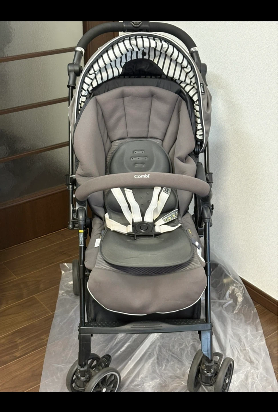 値下げ！！コンビ ベビーカー ＆マルチフィットレインカバーの写真2枚目