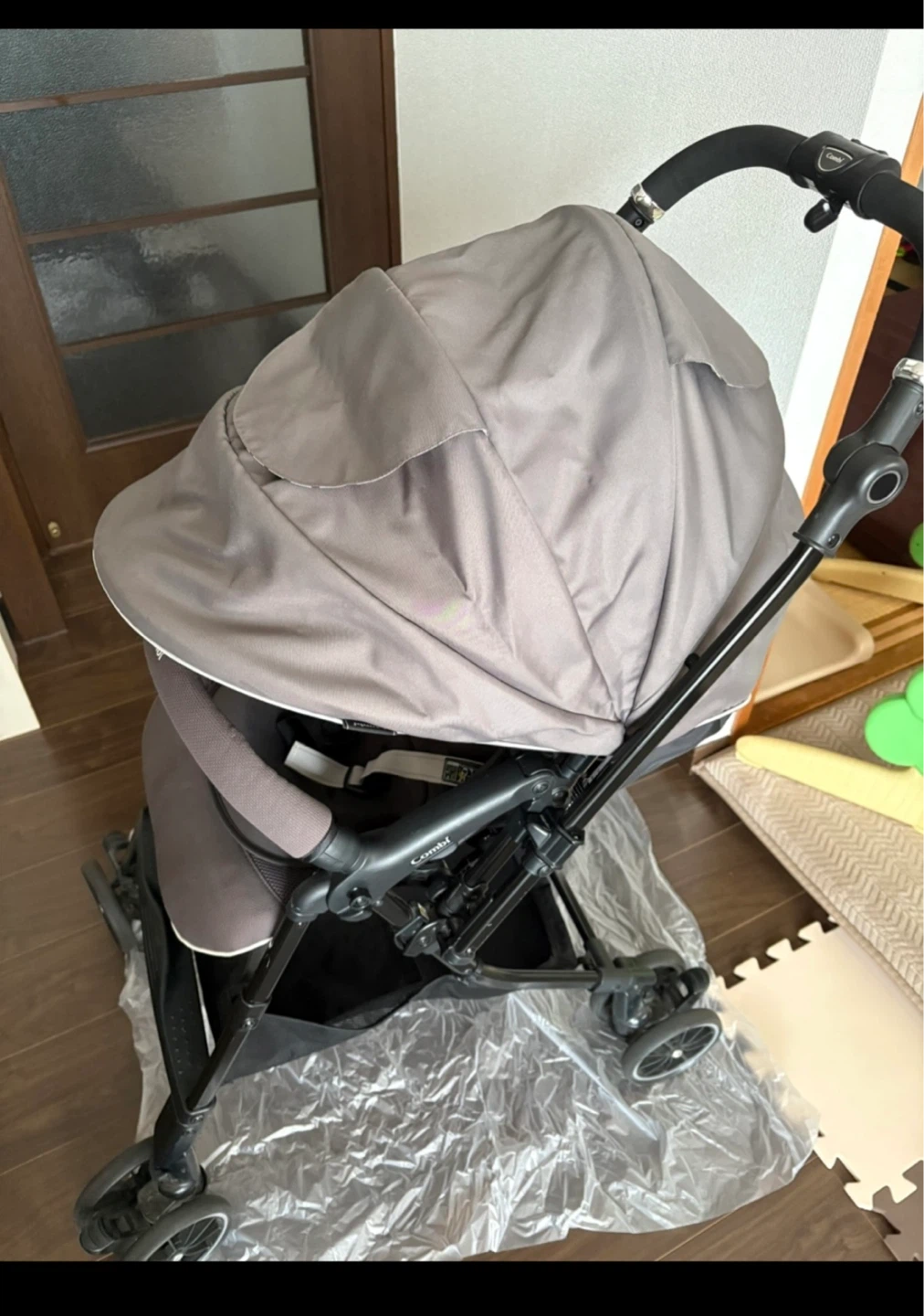 値下げ！！コンビ ベビーカー ＆マルチフィットレインカバーの写真4枚目