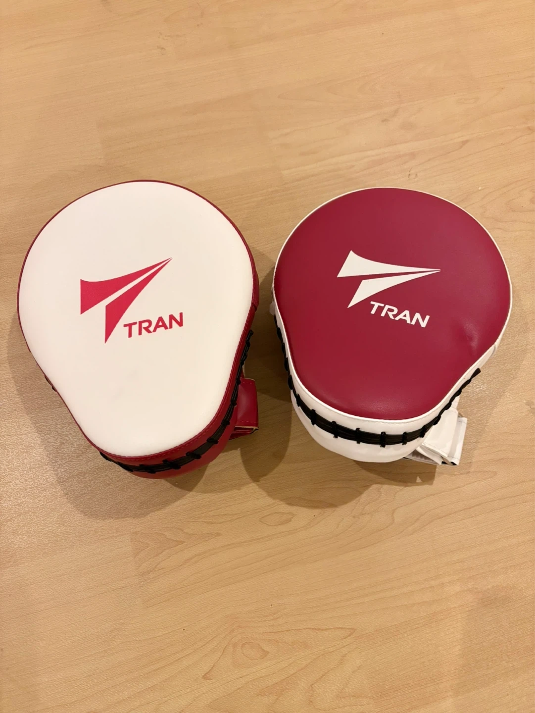 トラン パンチングミット 左右セット