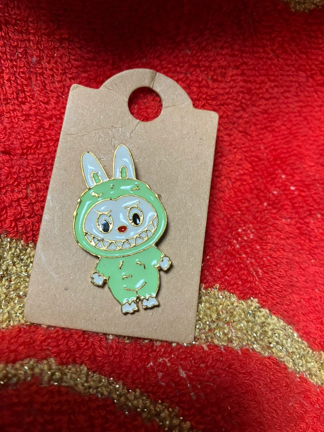 LABUBU☆キャラクター ピンバッジ