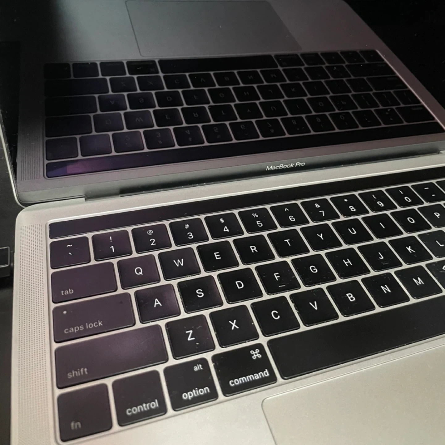 【在庫限り】Apple MacBook Pro 13 16GB 512GB 本体のみの写真2枚目