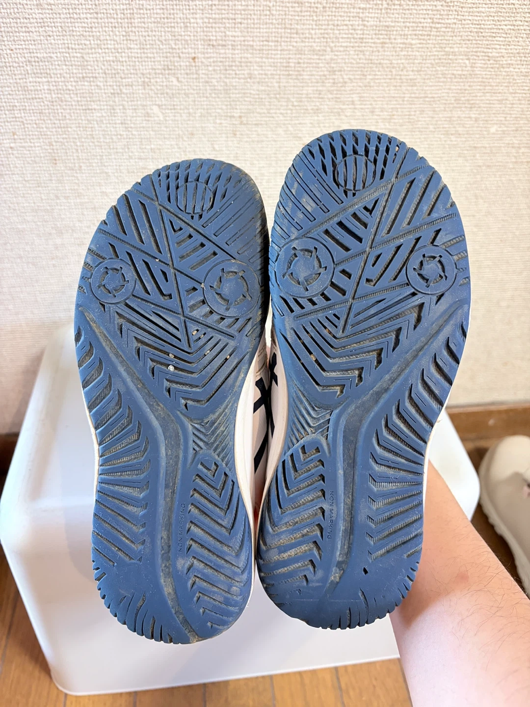 アシックス ゲルレゾリューション 21.5cmの写真5枚目