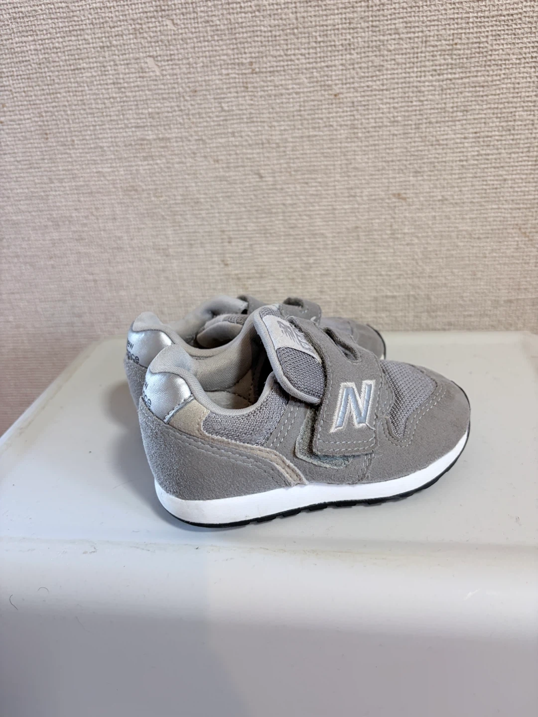 ニューバランス 996 ベビーシューズ 13.5cm グレーの写真4枚目