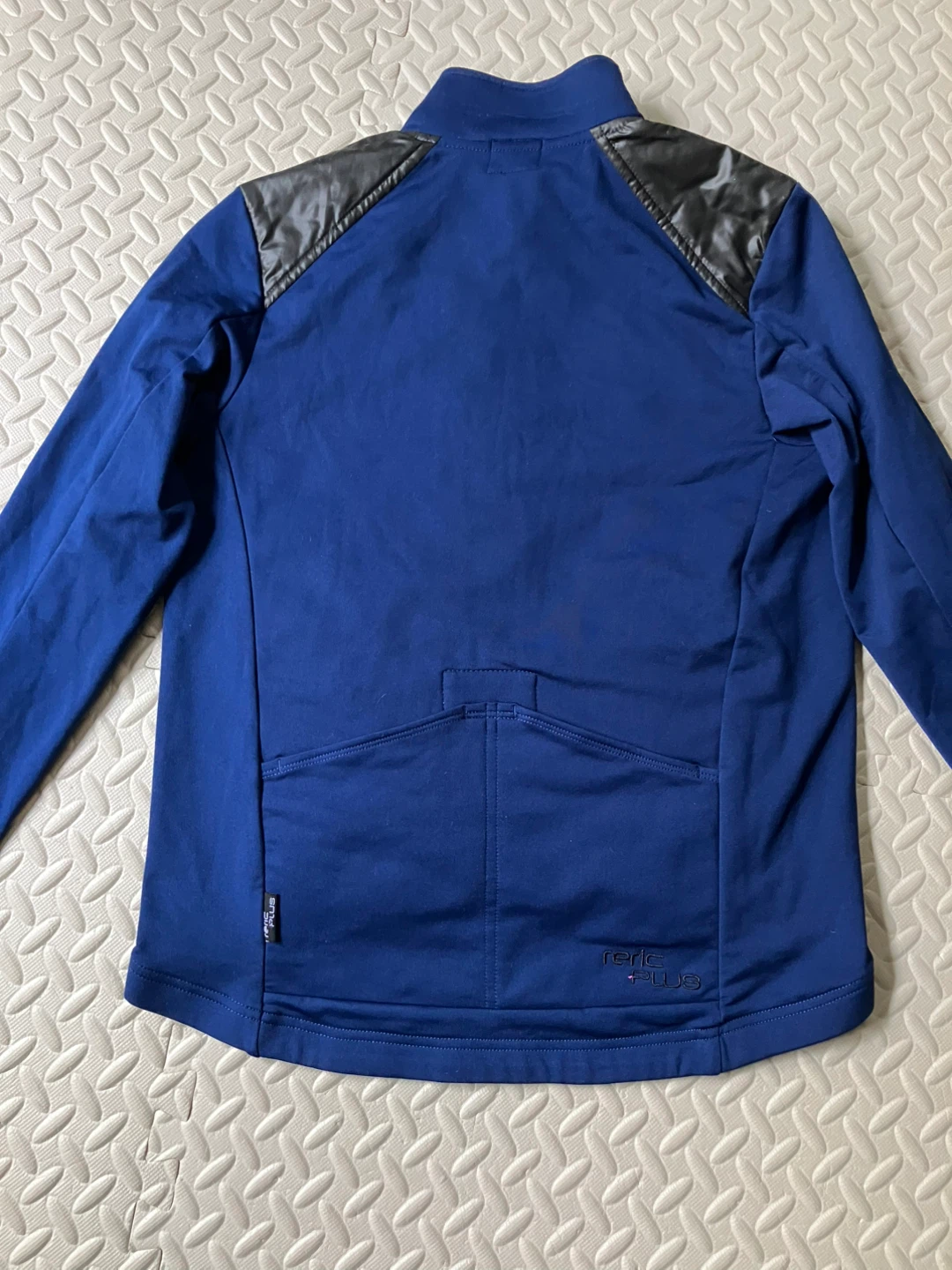 ☆他購入の方に差し上げます。レリックプラス ジャケット Sサイズの写真2枚目