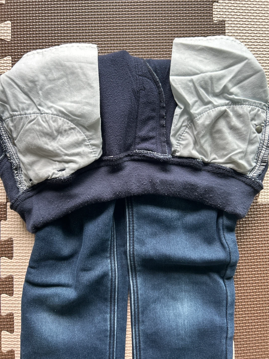 子供用 裏ボアデニムパンツ 紺色の写真4枚目