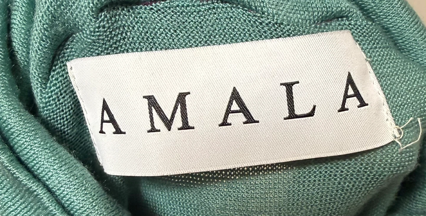 MAISON AMALA メローデザイン　グリーン　パープル　長袖 タートルネック　バイカラー　日本製の写真4枚目