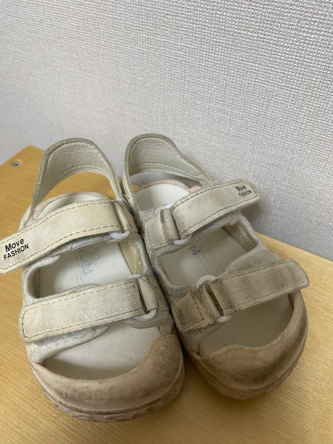 キッズ サンダル 17cm ベージュ