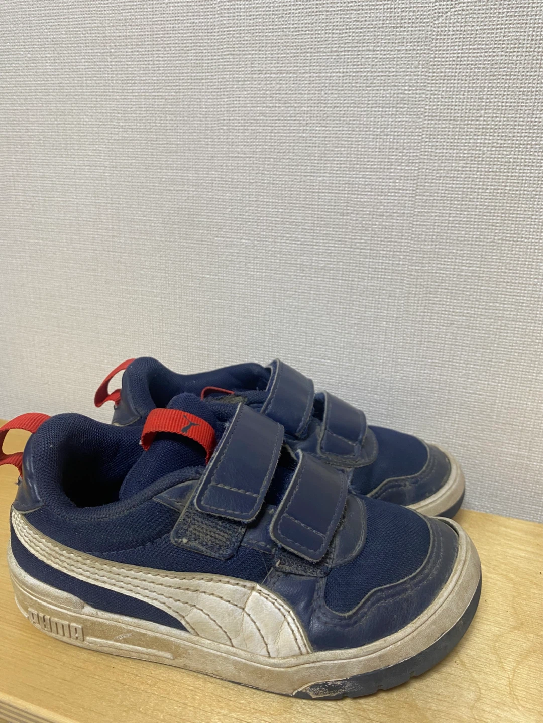 プーマ スニーカー 紺 17cmの写真3枚目