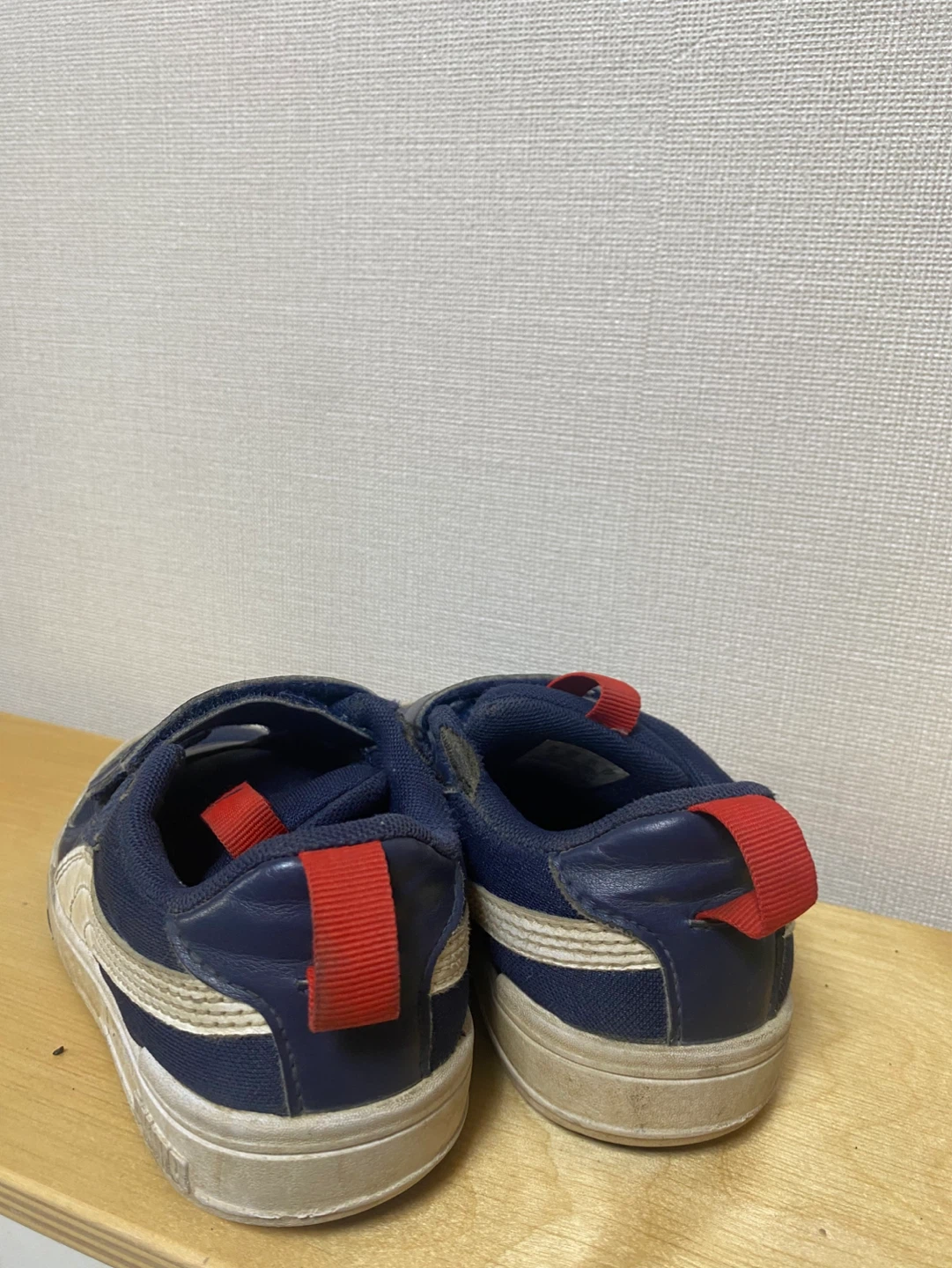 プーマ スニーカー 紺 17cmの写真2枚目