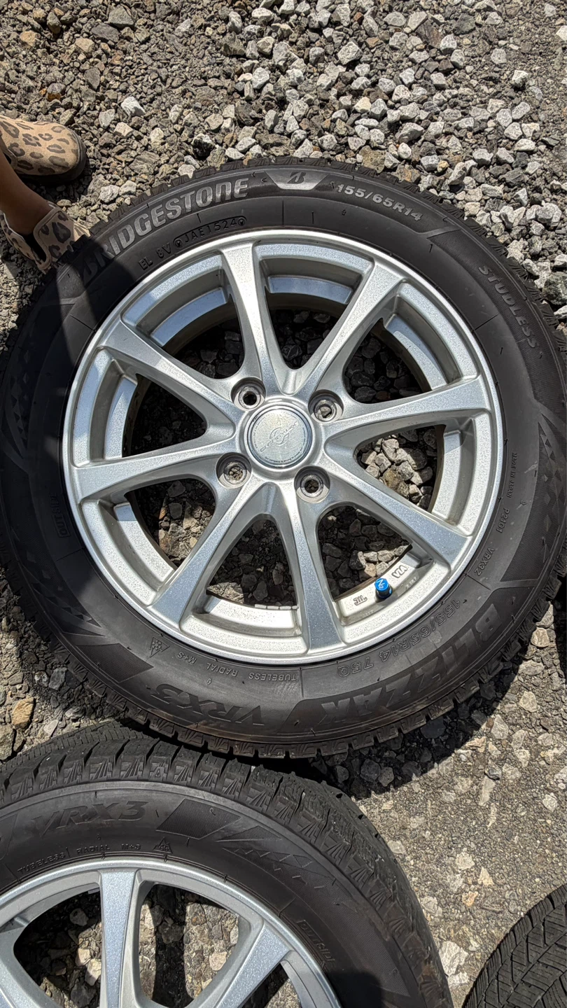 ブリヂストン ブリザック VRX3 155/65R14 4本セットの写真2枚目