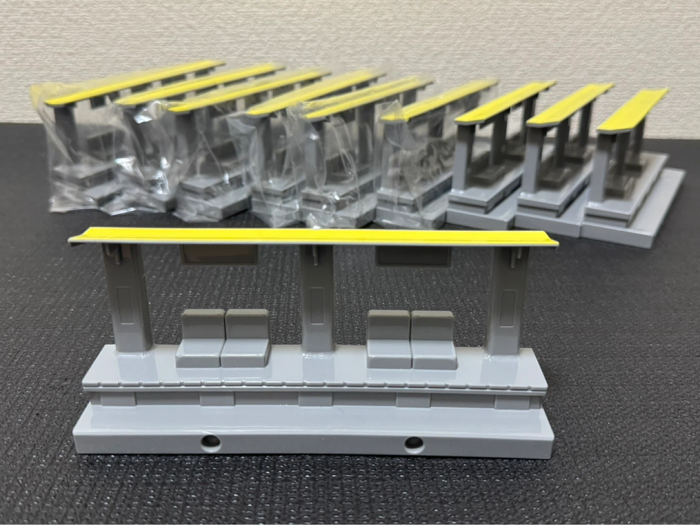 プラレール 駅のホーム 新品未使用 10個セット タカラトミー