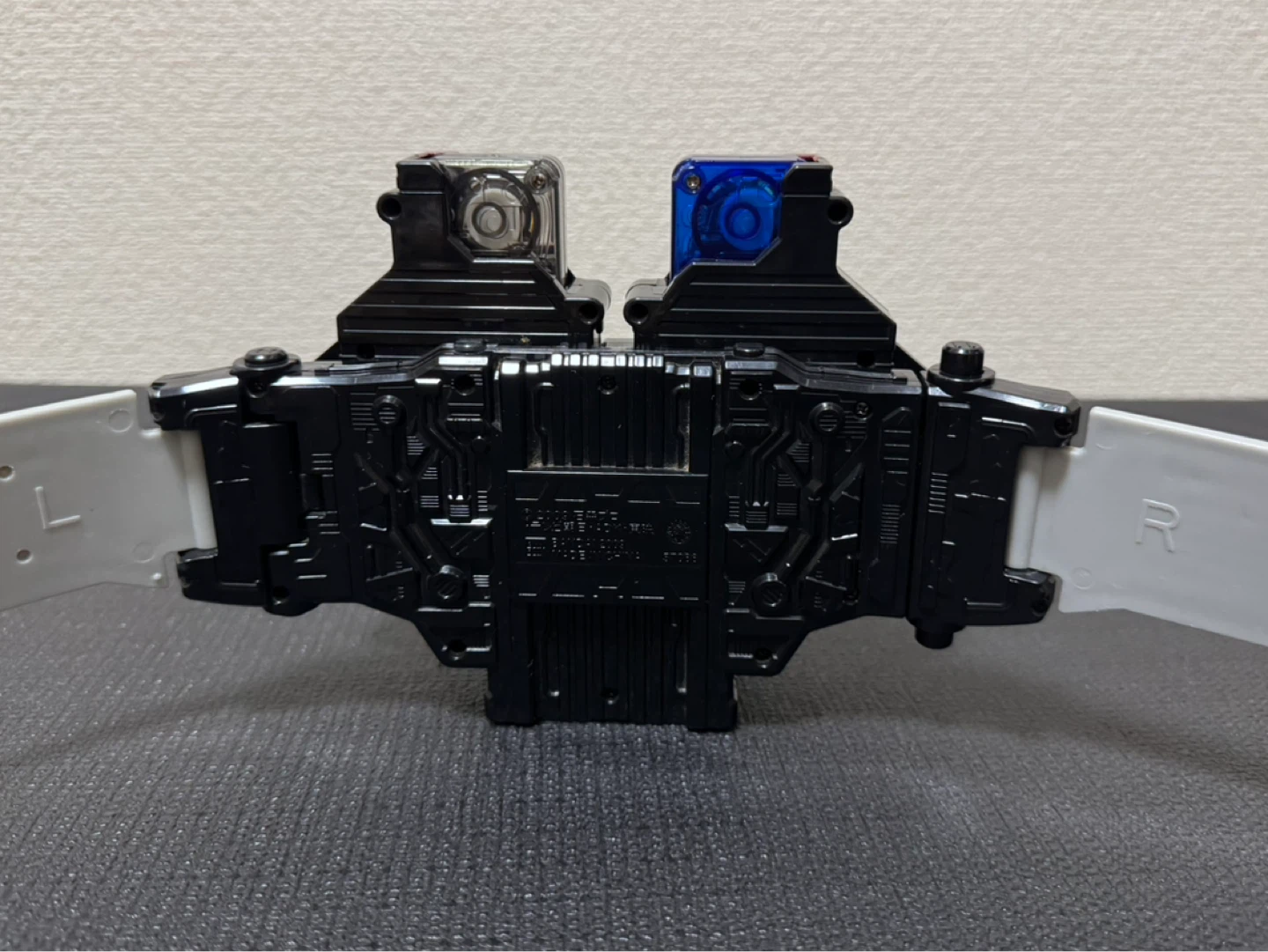 DXダブルドライバー 仮面ライダーW 変身ベルト バンダイ 仮面ライダーセイバー 缶ケース 小物入れの写真5枚目