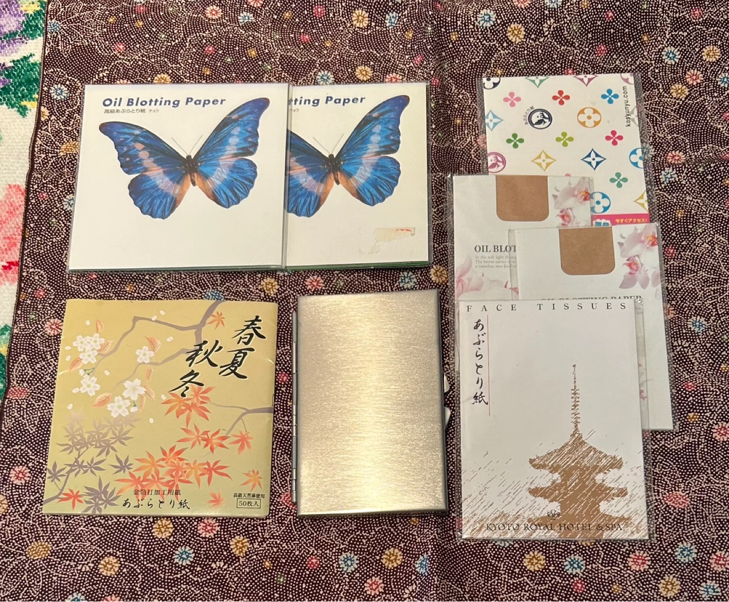 あぶらとり紙 まとめ売り ミラーケース付きの写真2枚目