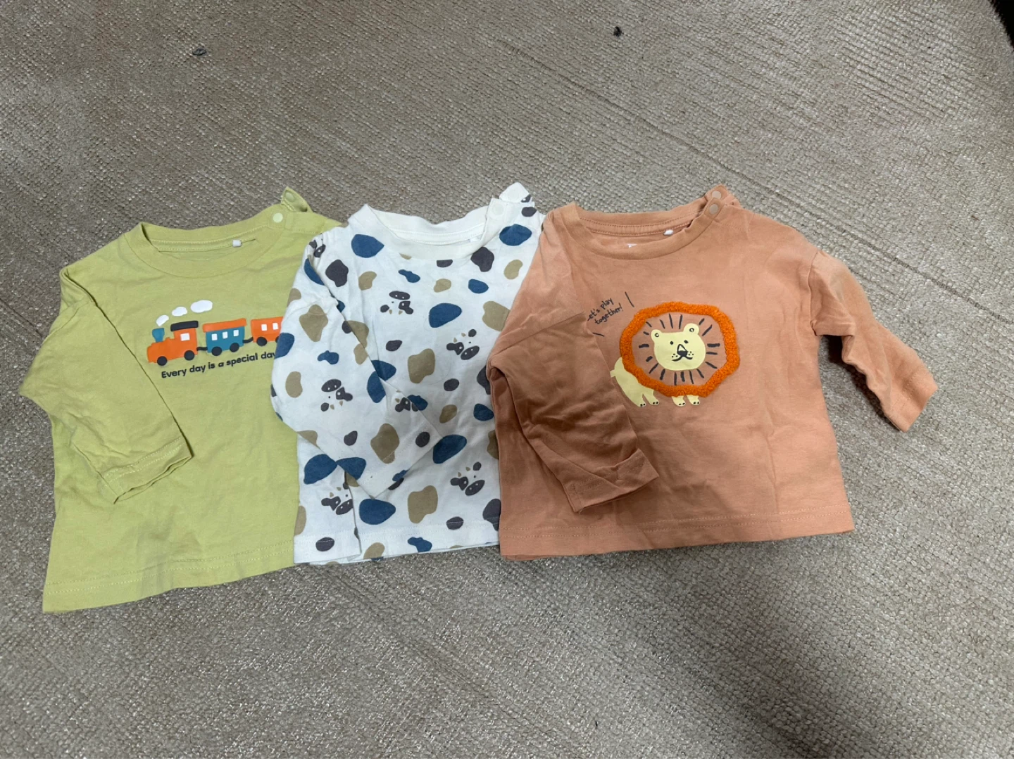 子供用長袖トップス ズボン まとめ売りの写真2枚目